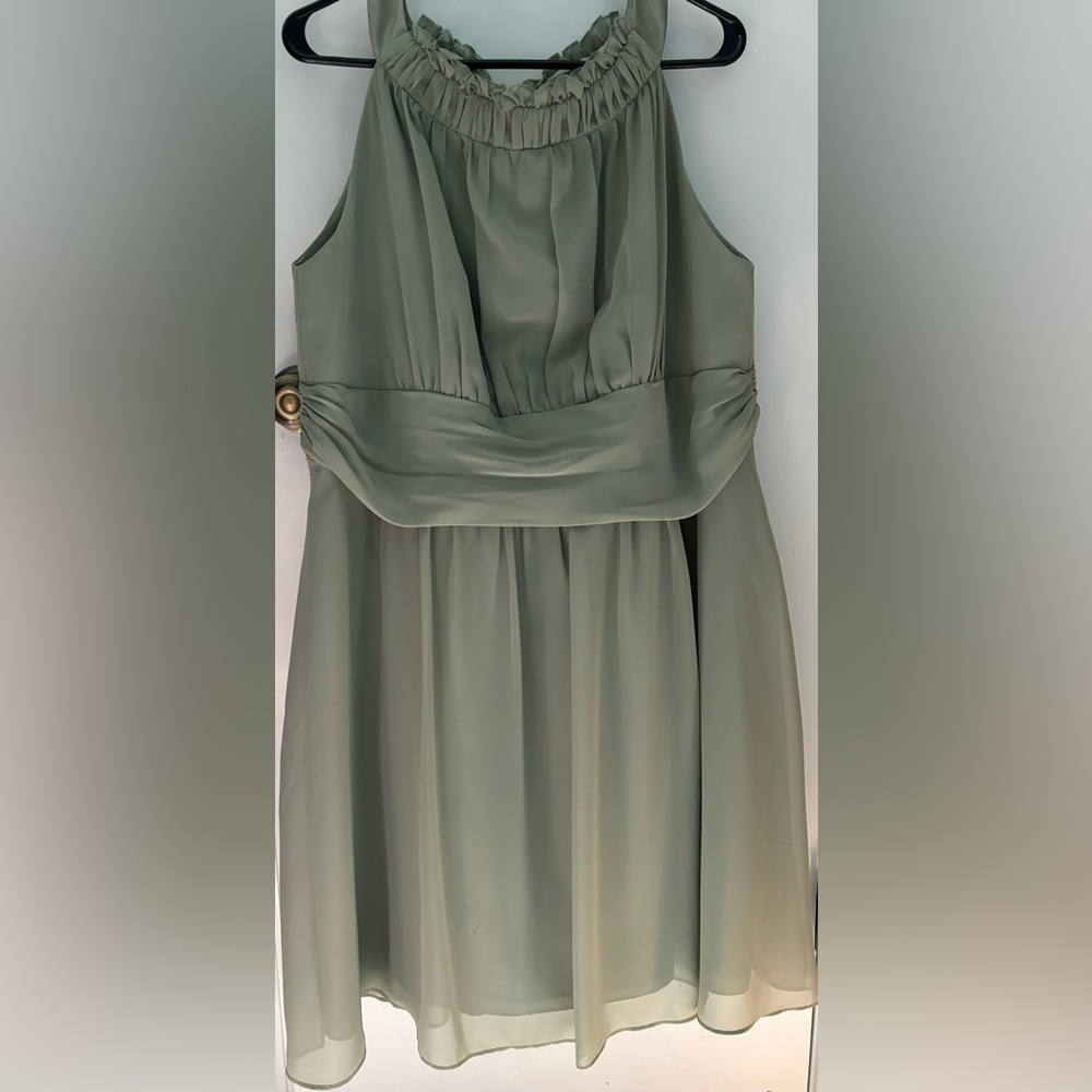 Alfred Angelo formal midi sleevless dress